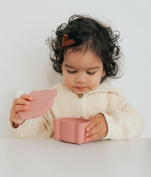 Silicone mini snack box bear pink toddler