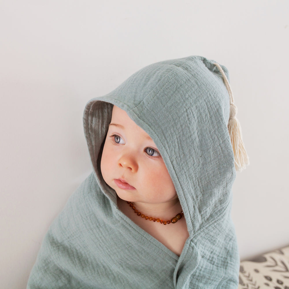 Organic muslin hooded baby towel 